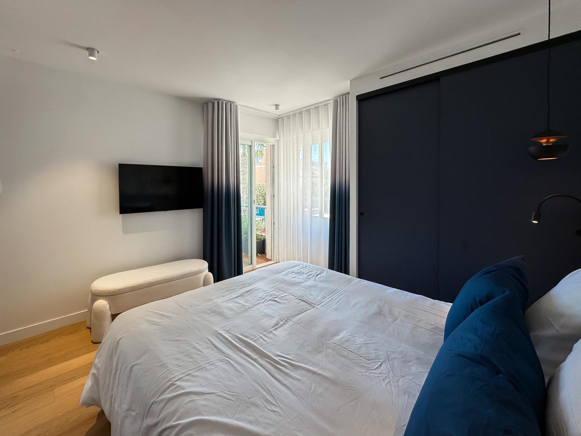 Appartement Luxueux Plein Centre De Cavalaire A 2Mn De La Plage Cavalaire-sur-Mer Exterior foto